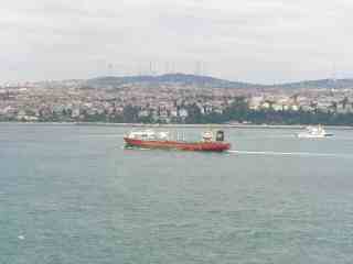 4-Bosphorus flowing from the Black Sea