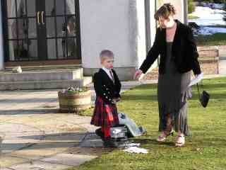 31-Tha smallest kilt,  the best mans family